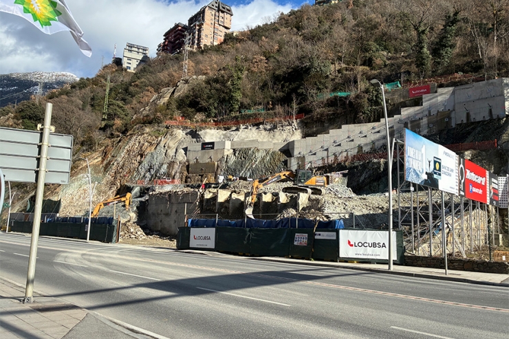 Les obres per a la construcció de pisos de la gent gran a Sant Julià de Lòria.